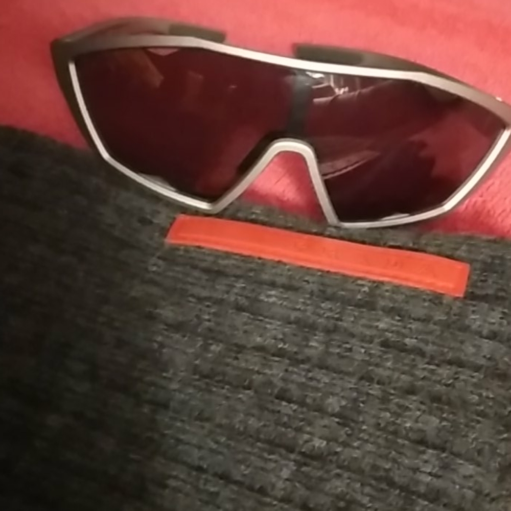 NEW KID'S PRADA SUNSHADE'S -Bonus Included PRADA SCARF UNISEX.. - Picture 2 of 16